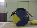 Półokrągły wałek akrobatyczny do ćwiczeń FlikFlakker